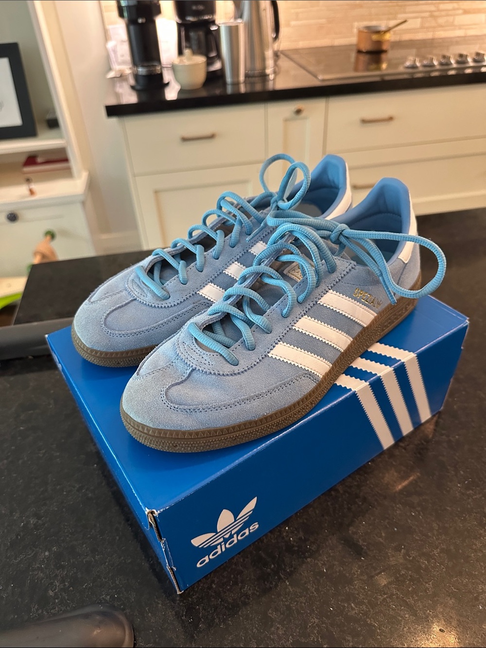 EUC Adidas Spezial Suede Sneakers - Light Blue/White M 6.5 W 8.5